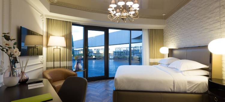 伊兹密尔机场希尔顿逸林酒店(DoubleTree by Hilton Izmir Airport)图片