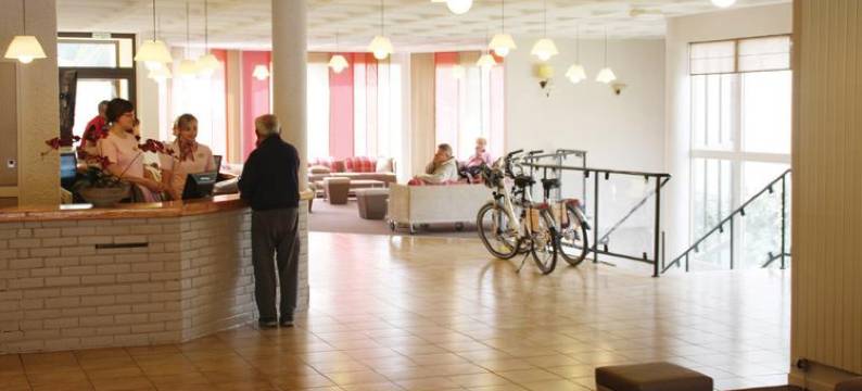 拉瓦尔城堡蓝色区域俱乐部度假村(Club Vacances Bleues Domaine de Château Laval)图片