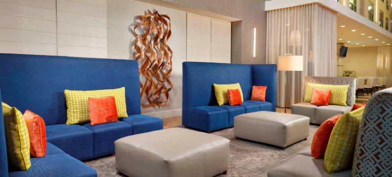 亚特兰大迪凯特市中心/埃默里万怡酒店(Courtyard Atlanta Decatur Downtown/Emory)图片