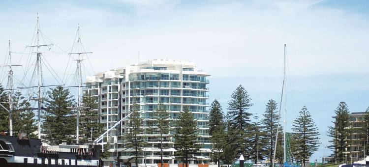 格雷尔自由塔盛橡套房酒店(Oaks Glenelg Liberty Suites)图片