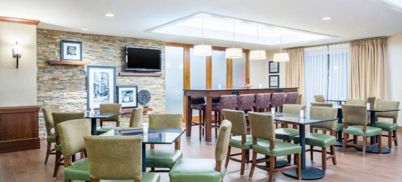 希尔顿欢朋酒店-弗罗斯特堡(Hampton Inn Frostburg)图片