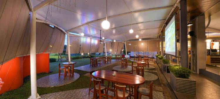 冼都茂物哈里斯酒店(Harris Hotel Sentul City Bogor)图片