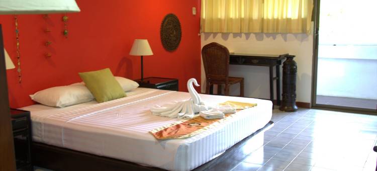 苏林斯威特酒店(Surin Sweet Hotel)图片