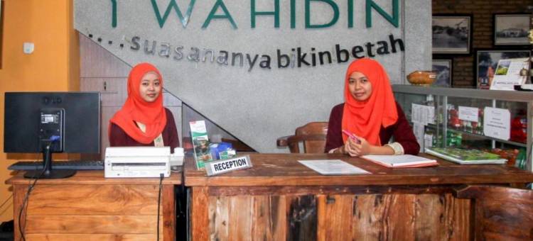 鲁马瓦希德伊斯兰旅馆(Guest House Rumah Wahidin Syariah)图片