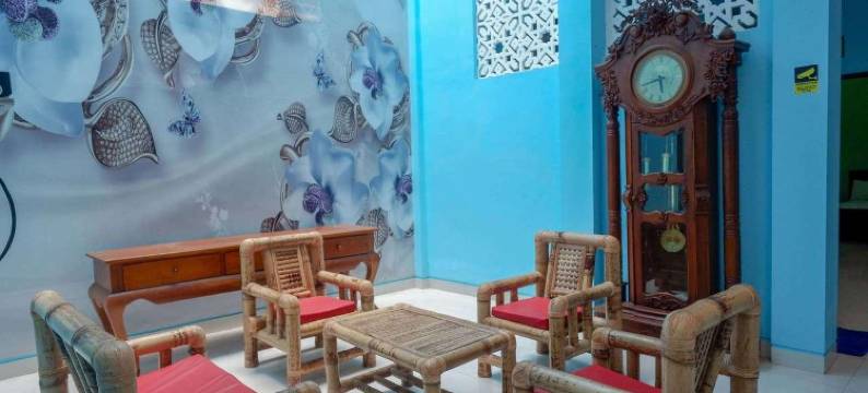 红多兹伊斯兰酒店-近日惹莫努门肯巴里(RedDoorz Syariah Near Monumen Jogja Kembali)图片