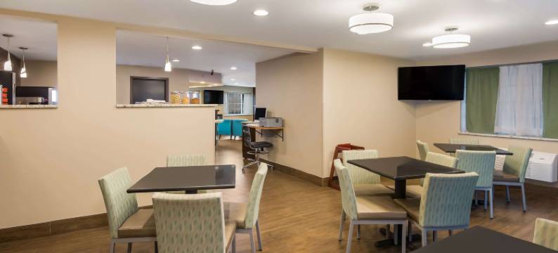 市中心凯隆波因特酒店(Clarion Pointe Downtown)图片