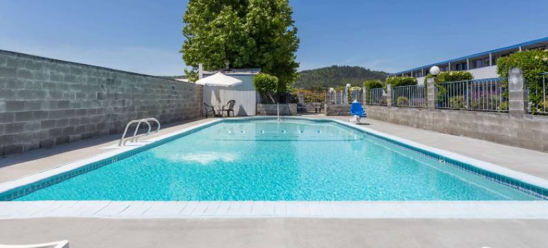 格兰茨帕斯Travelodge by Wyndham酒店(Travelodge by Wyndham Grants Pass)图片