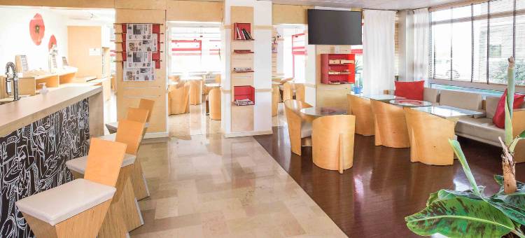 宜必思圣布里厄伊费尼亚克酒店(Ibis Saint Brieuc Yffiniac)图片