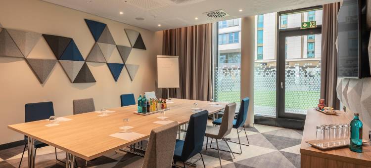 杜塞尔多夫中央火车站智选假日酒店(Holiday Inn Express Düsseldorf - Hauptbahnhof)图片