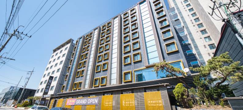 世界观光酒店(World Tourist Hotel)图片