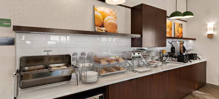 易斯特布罗德270舒适套房酒店(Comfort Suites Columbus East Broad)图片