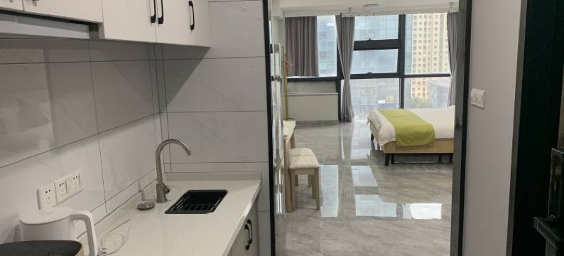 天空之城民宿(解放大道分店)图片