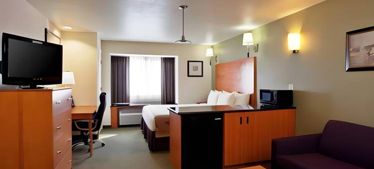 图莱里拉昆塔温德姆套房酒店(La Quinta Inn & Suites by Wyndham Tulare)图片