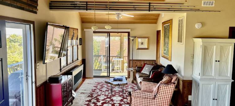 带景观、露台、高尔夫球车及家庭健身房的三卧室度假屋！(Three-bedroom house with views, decks, golf cart and home gym!)图片