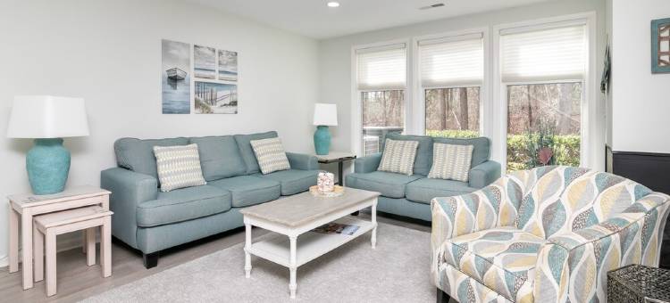精美全面翻新联排别墅！(Cancellation Just Opened 8/1-8/8 for This Beautiful Totally Remodeled Townhouse!)图片