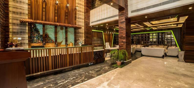 科斯塔海滨公寓(Costa Riviera Hotel)图片