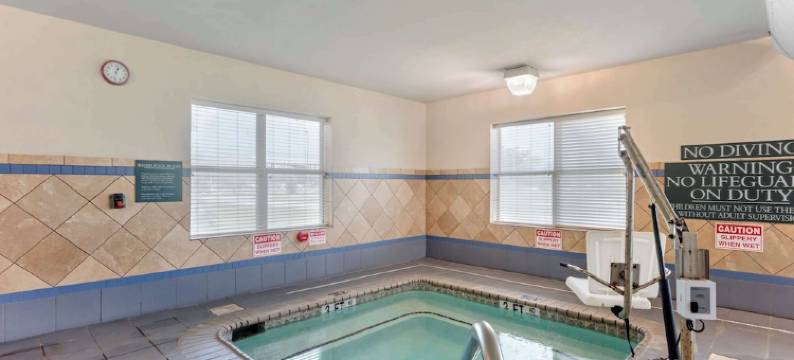 舒适套房酒店(Comfort Inn & Suites)图片