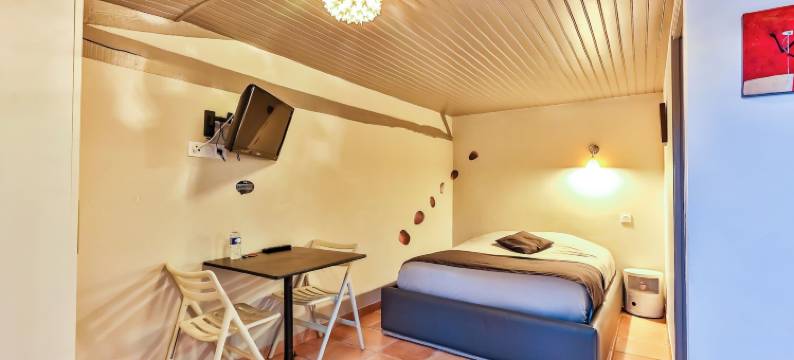 玛丽巴罗公寓(Gite - Studios Marie Barrault)图片