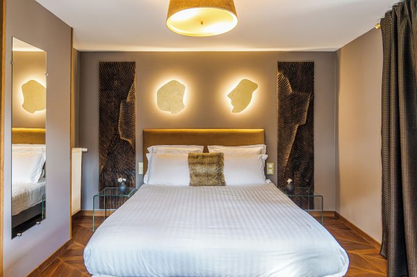 Demeures & Châteaux Auberge de la Tour - Hôtel & Restaurants - Marcolès Auvergne Hotel Overview