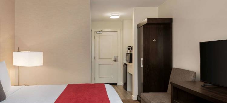 百哩之家戴斯酒店(Days Inn by Wyndham 100 Mile House)图片