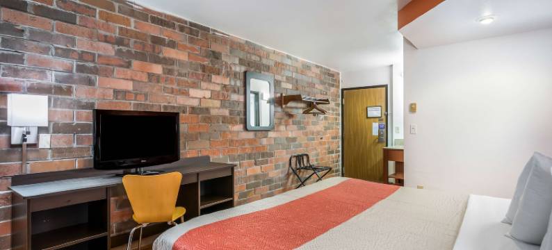 麦迪逊东6号汽车旅馆(Motel 6 Madison, WI - East)图片