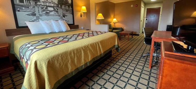 罗拉速8酒店(Super 8 by Wyndham Rolla)图片