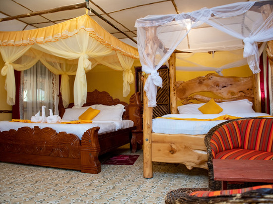 马赛马拉探索营