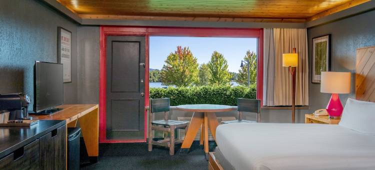 高峰度假村湖边屋(Lake House at High Peaks Resort)图片
