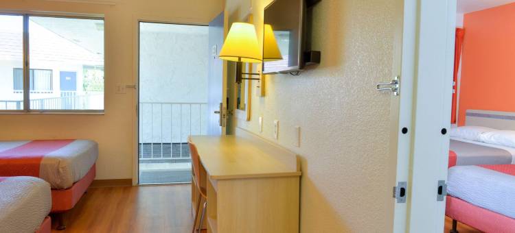 加利福尼亚圣内拉 - 洛斯巴诺斯 - 5 号州际公路 6 号汽车旅馆(Motel 6 Santa Nella, CA - Los Banos - Interstate 5)图片