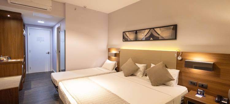 JL 酒店 - 波旁(JL Hotel by Bourbon)图片