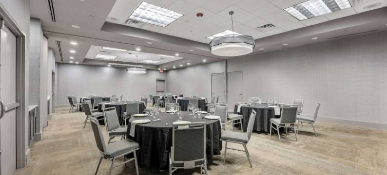 亨茨维尔南希尔顿逸林套房酒店(DoubleTree Suites by Hilton Huntsville South)图片