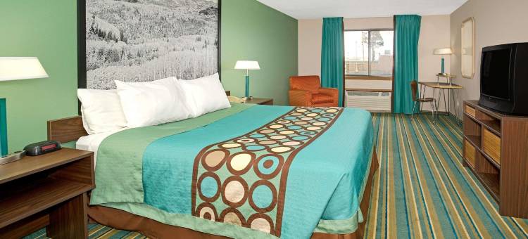 丹佛-斯泰普尔顿温德姆速8酒店(Super 8 by Wyndham Denver Stapleton)图片