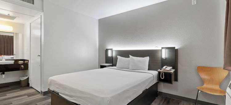 欧申赛德6号汽车旅馆(Motel 6 Oceanside, CA)图片