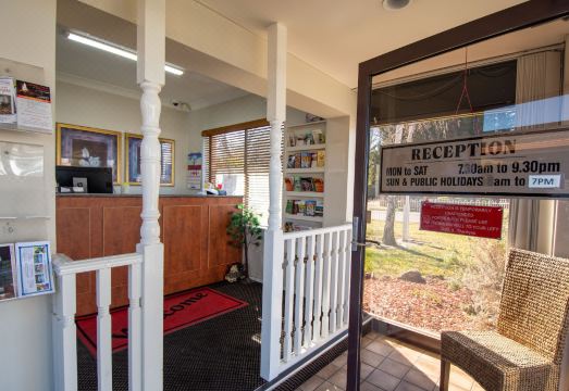 Orange Motor Lodge Hotel Overview