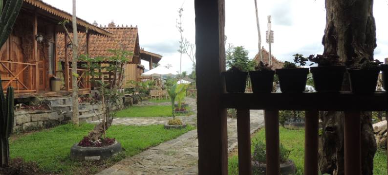 辛加萨纳别墅与餐馆酒店(Singgasana Villa & Resto)图片