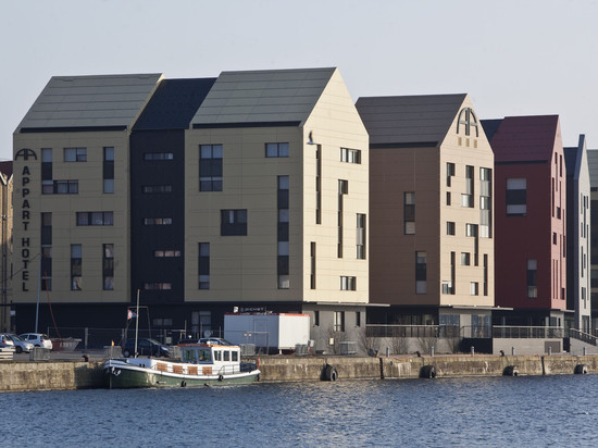 敦刻尔克全套房酒店