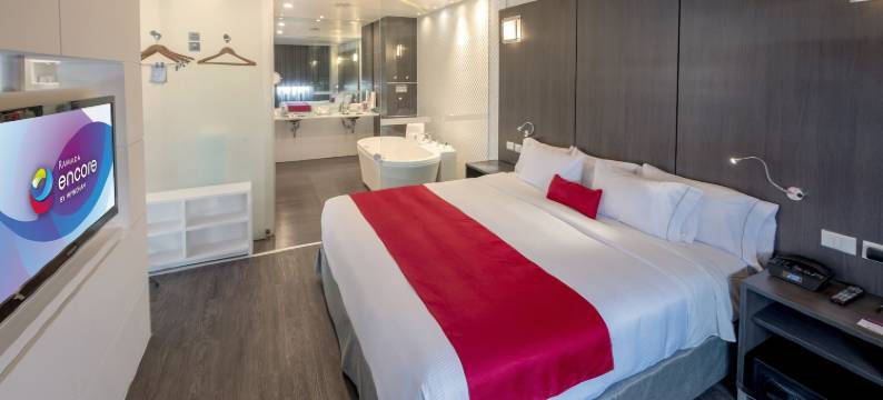 阿瓜斯卡连特斯市华美达安可酒店(Ramada Encore by Wyndham Aguascalientes)图片