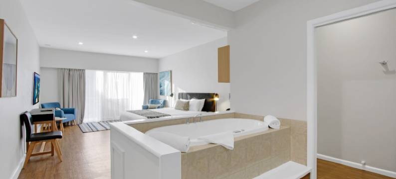 贝尔维尤市湖泊酒店(Bellevue on the Lakes)图片