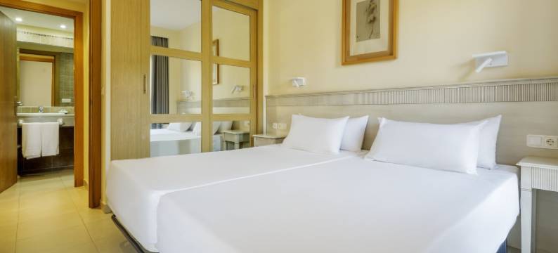 圣佩特里依路尼恩公寓酒店(Ilunion Sancti Petri)图片