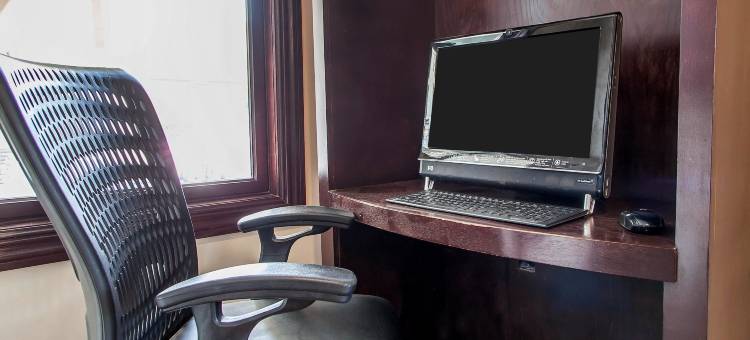 伊克诺旅馆牛顿(Econo Lodge)图片