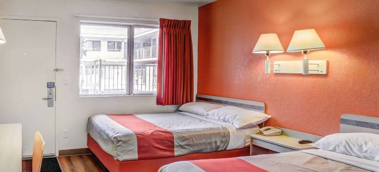 6梅德福南汽车旅馆(Motel 6 Medford, or)图片