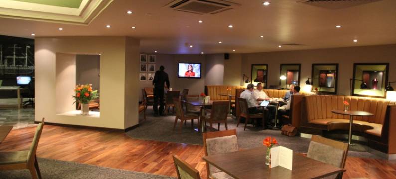 布里斯托尔城中心希尔顿逸林酒店(DoubleTree by Hilton Bristol City Centre)图片