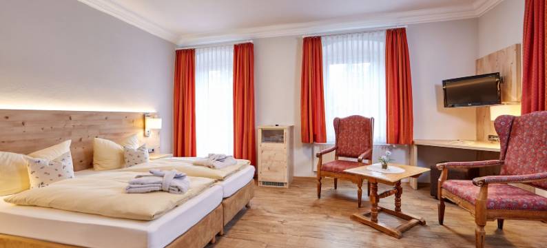 祖姆图姆酒店 - 出租公寓和客房(Akzent Hotel Turmwirt)图片