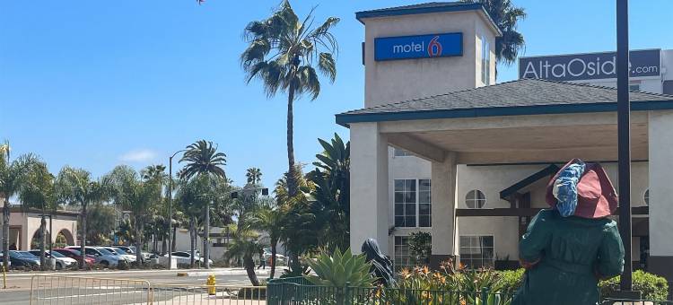 欧申赛德码头罗德威旅馆(Motel 6 Oceanside, CA – Marina / Camp Pendleton)图片