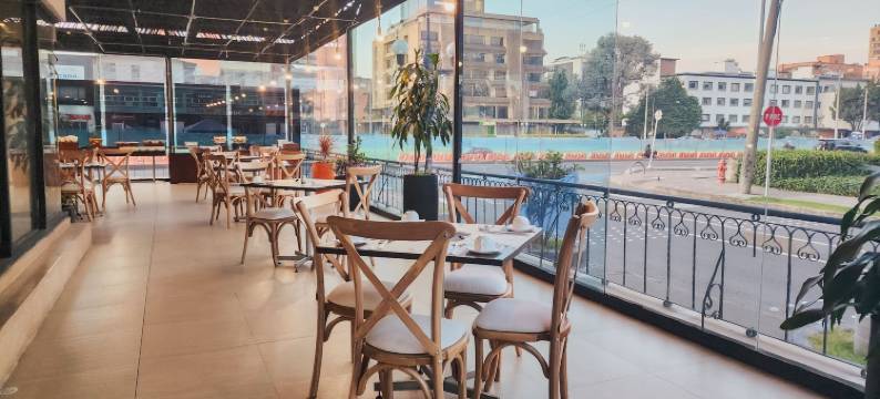 Faranda快捷贝尔韦德尔(Faranda Express Belvedere)图片