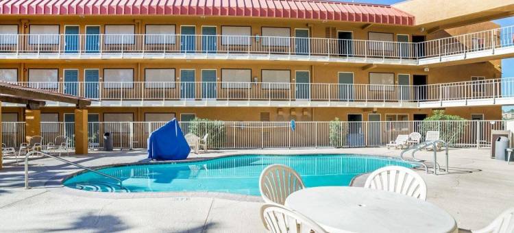 针城罗德威酒店及套房(Rodeway Inn & Suites)图片