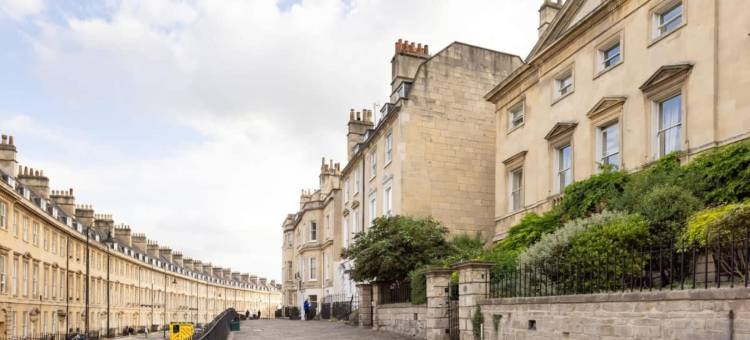 浴室中心的海军上将房屋 - 免费停车(The Admirals House - Central Bath & Free Parking)图片