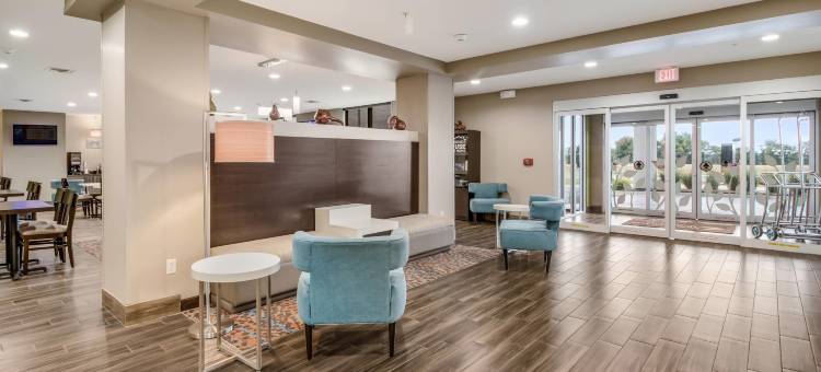 发现美国公园速8酒店(Sleep Inn at Discovery Park of America)图片
