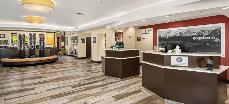 西雅图北部/林伍德欢朋套房酒店(Hampton Inn & Suites Seattle North/Lynnwood)图片