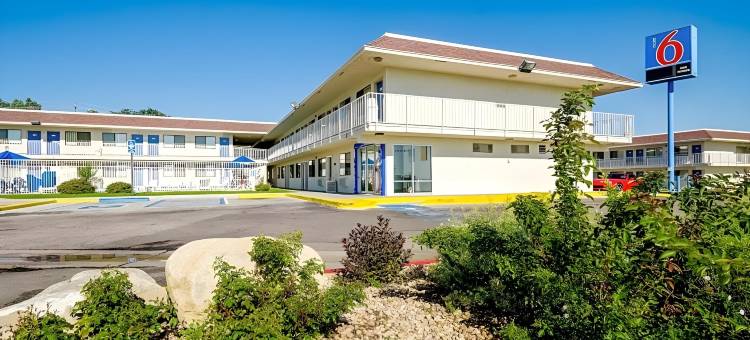 丹佛桑顿 6 号汽车旅馆(Motel6 Thornton, CO)(Motel 6 Thornton, CO)图片